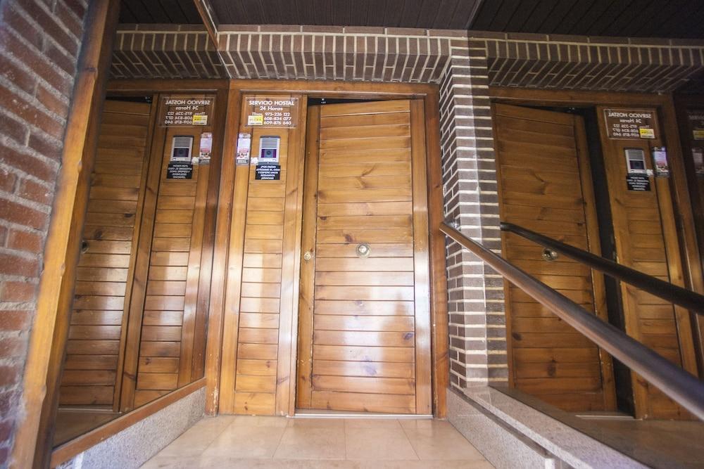 Hostal Santa Barbara سوريا المظهر الخارجي الصورة